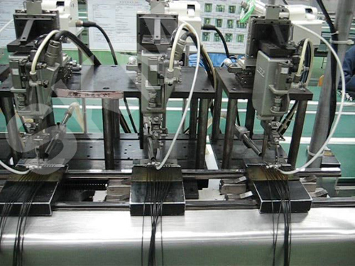 線束自動(dòng)機(jī)